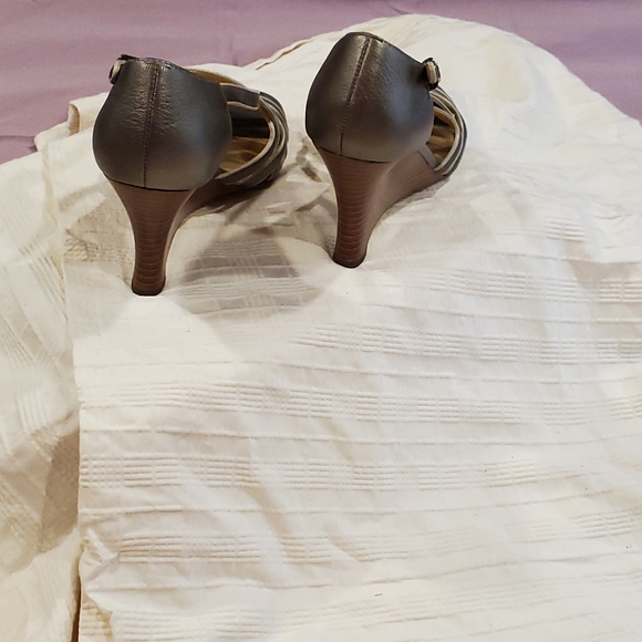 Nine West Wegde shoes - Picture 5 of 7